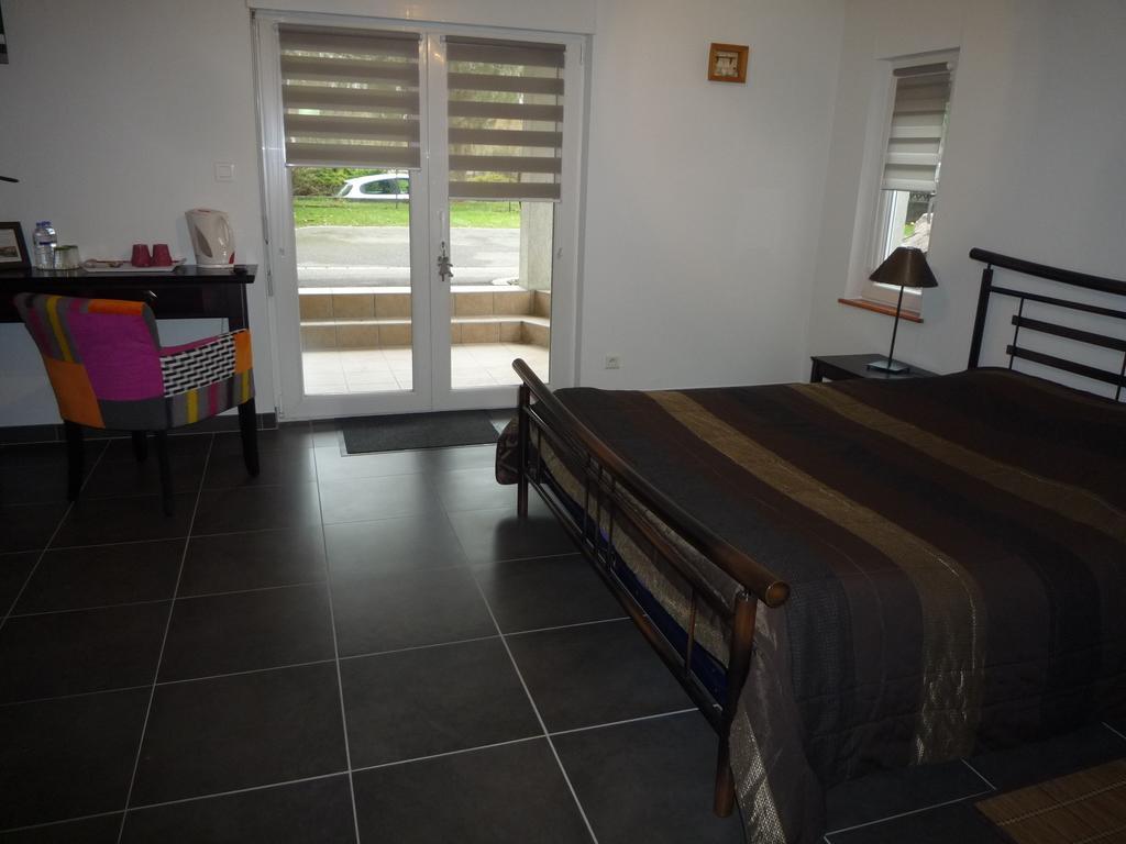Chambres D'Hotes Les Chalinettes Fegersheim Room photo